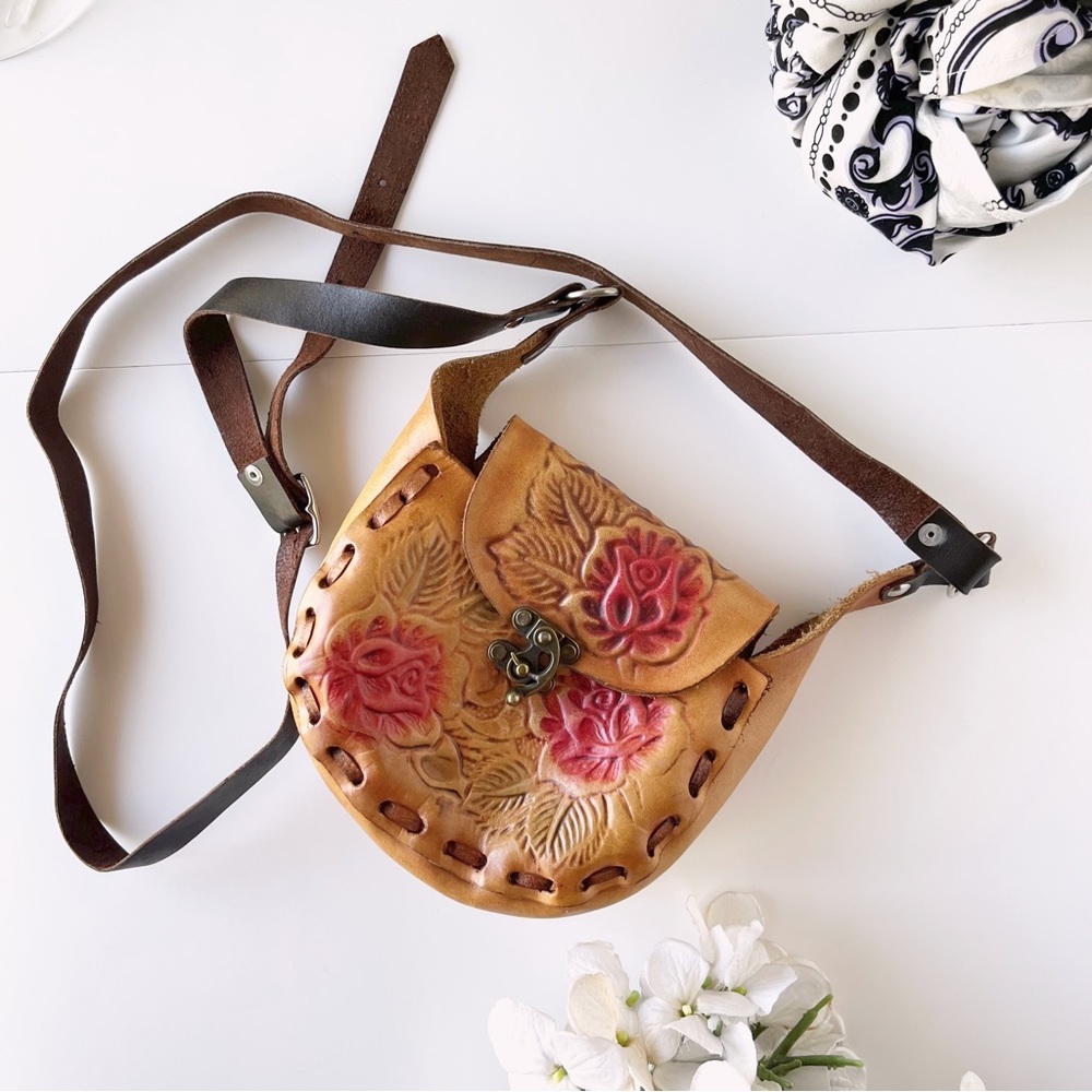 Authentic Made in Mexico Handcrafted Leather Bag - Picture 5 of 9